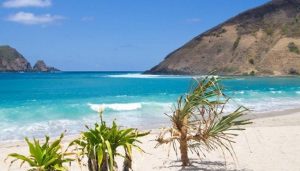 Daftar 5 Pantai Cantik di Lombok Cocok untuk Traveller